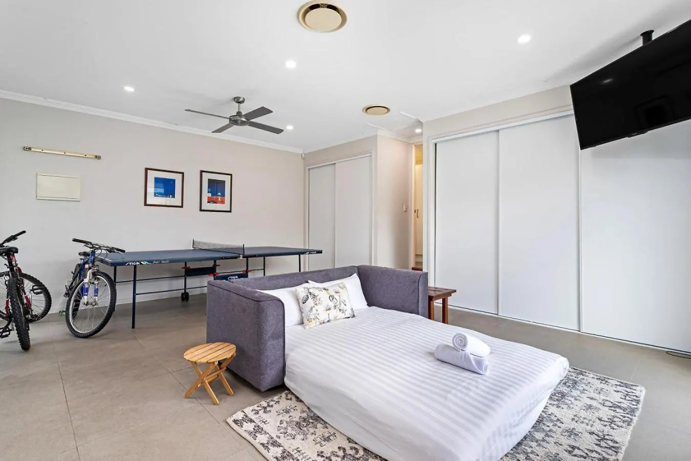 Mermaid Waters Waterfront Hideaway Gold Coast Holiday home
