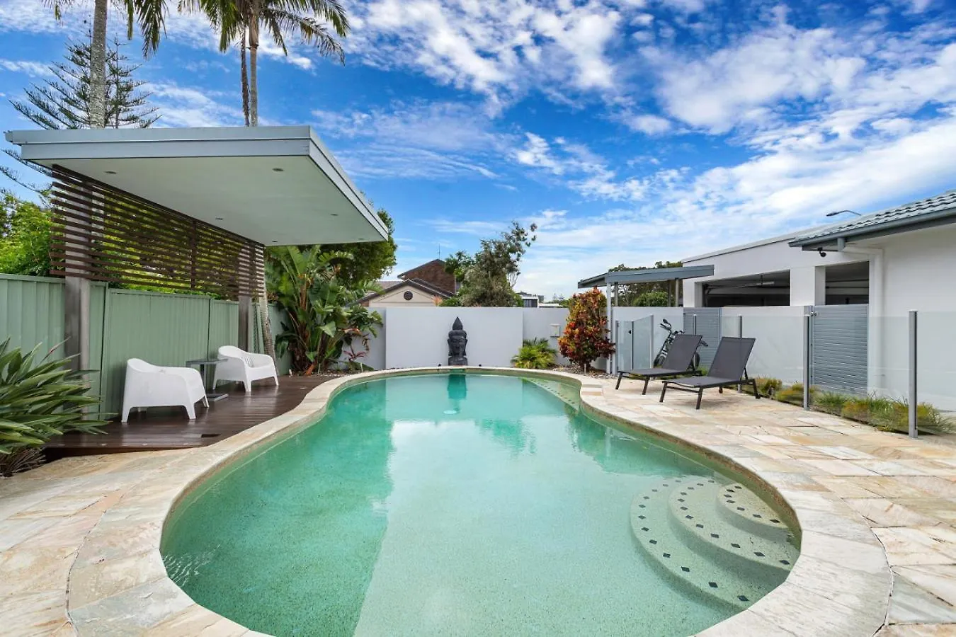 Holiday home Mermaid Waters Waterfront Hideaway Gold Coast Australia