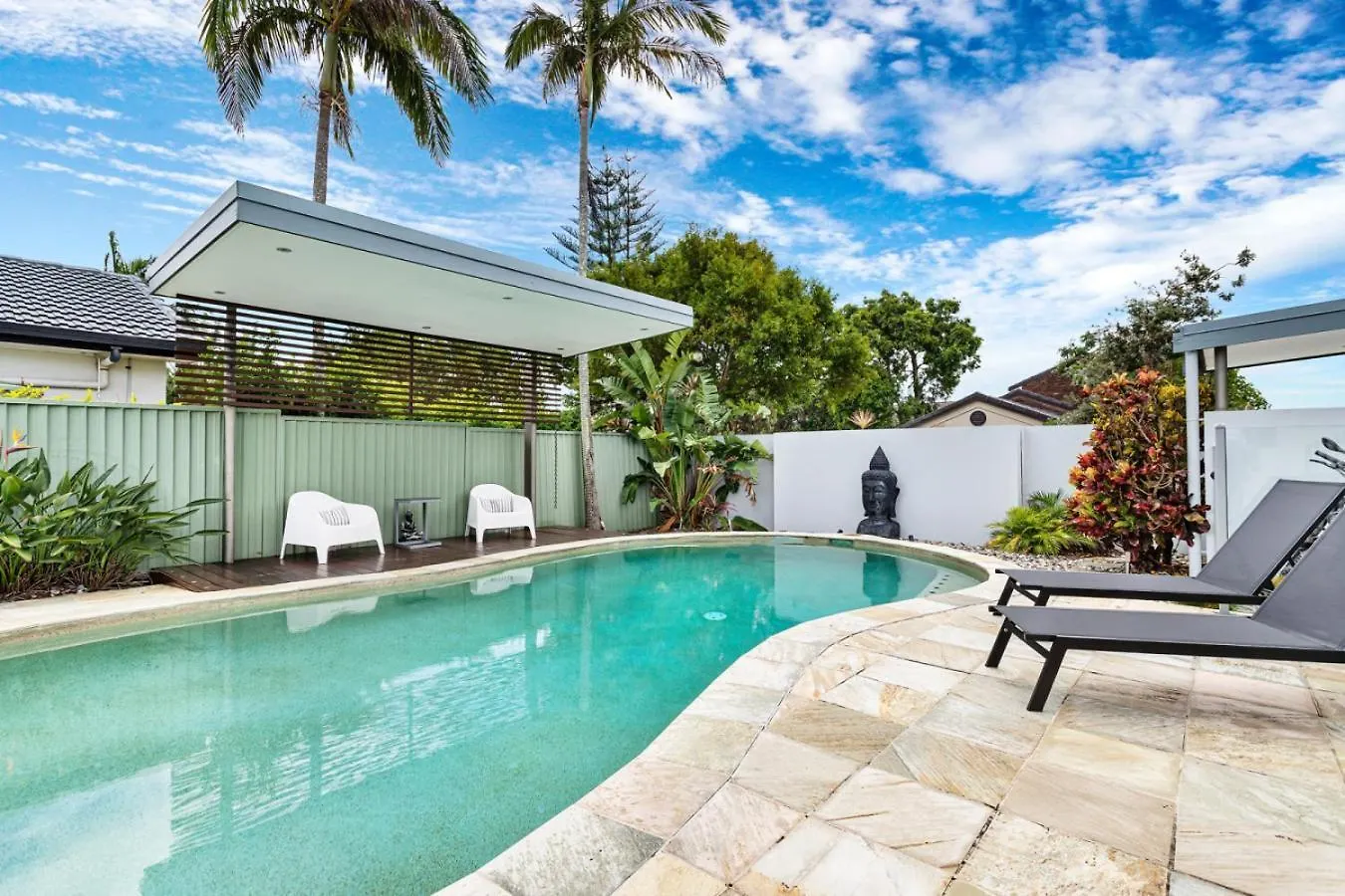 Mermaid Waters Waterfront Hideaway Gold Coast 0*,